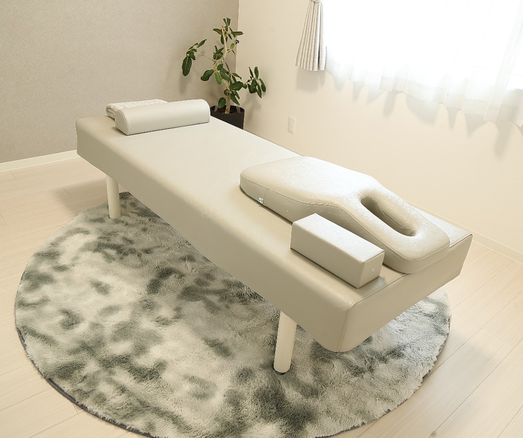 Ron Seitai Salon 院内